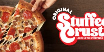Stuffed Crust Pizza & Wings Bundle 4 Stuffed Crust Hero Image 1024x392 1