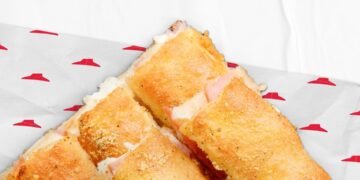 30% off Breadsticks Offer Pizza Hut Coupons